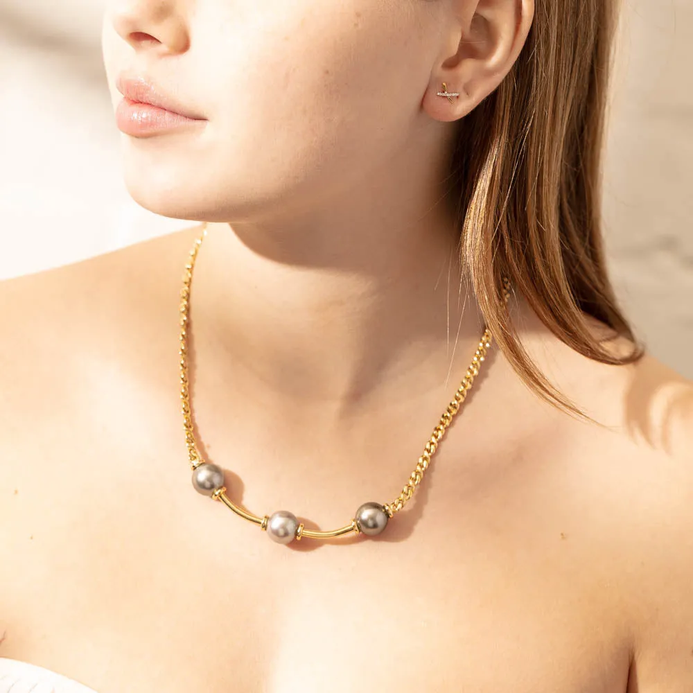Deja Vu 18ct Yellow Gold Tahitian Pearl Necklace