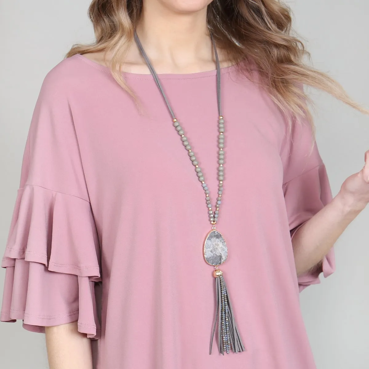 Hdn2755 - Natural Stone Tassel Pendant Necklace