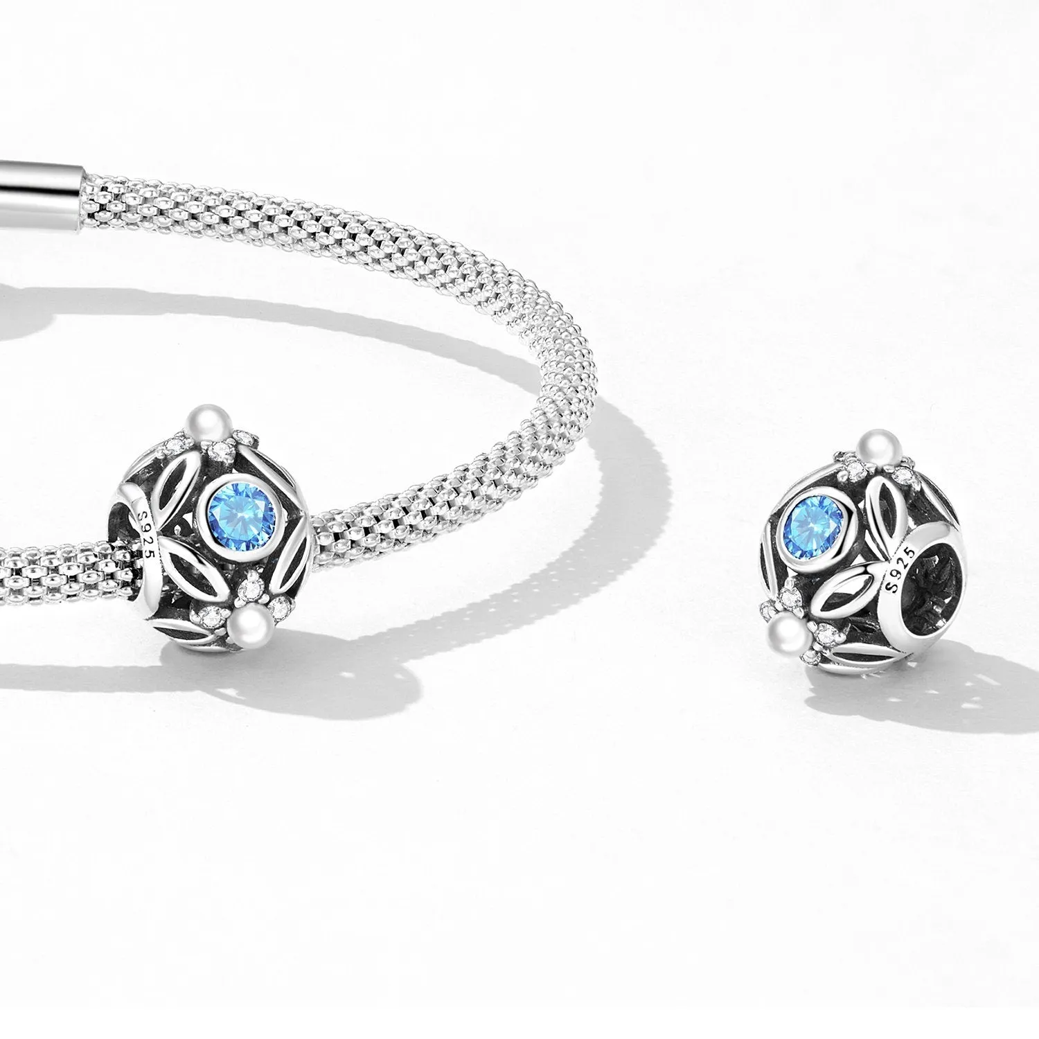 S925 Silver Hollow Pattern Charm